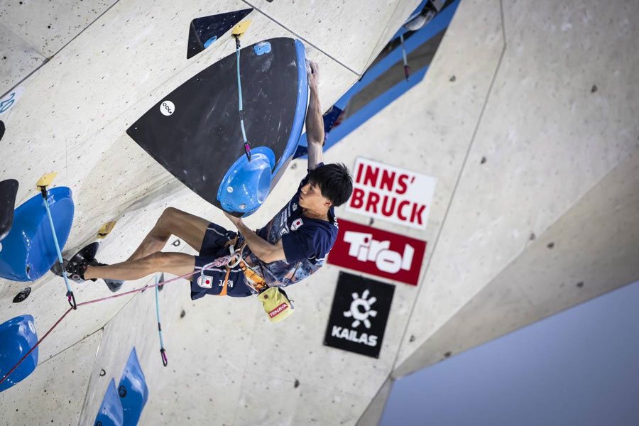 Neo Suzuki gana en Wujiang